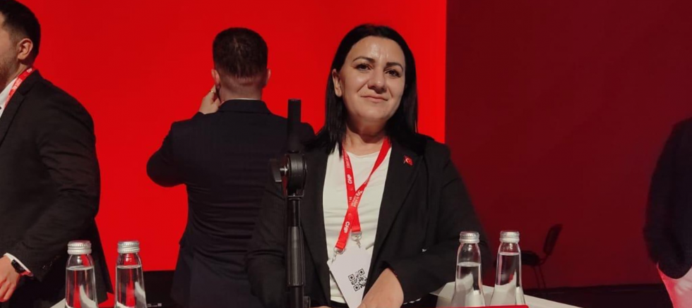 Çiğdem Özturan Kurt: “23 Nisan, Çocuklarımızın Gülüşüyle Yükselen Cumhuriyet’in Adıdır” - GÜNDEM - İnternetin Ajansı